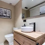 Petit Luxe Mutua