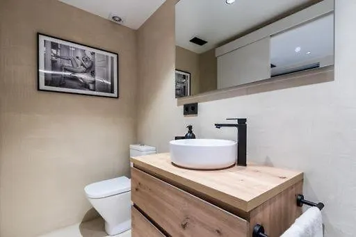 Petit Luxe Mutua